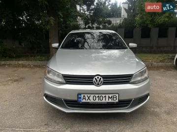 Авто Volkswagen Jetta 2010 № 7784508