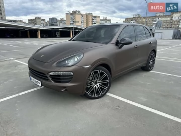 Авто Porsche Cayenne 2010 № 7784733