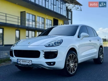 Авто Porsche Cayenne 2015 № 7784788