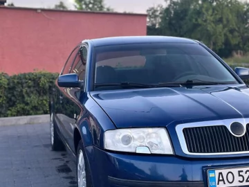 Авто Skoda Superb 2004 № 7784832