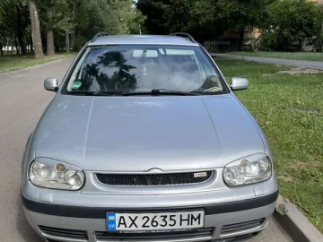 Авто Volkswagen Golf 2001 № 7784843