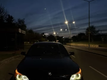 Авто BMW 5 Series 2004 № 7784879