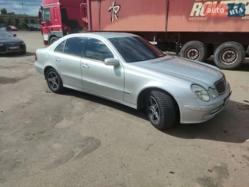 Авто Mercedes E-Class 2004 № 7784887