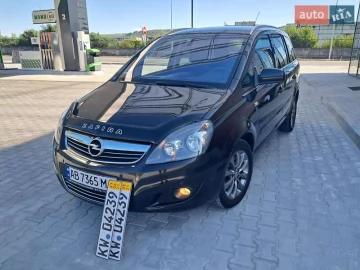 Авто Opel Zafira 2010 № 7785135