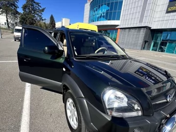 Авто Hyundai Tucson 2009 № 7785169