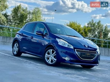Авто Peugeot 208 2013 № 7785172