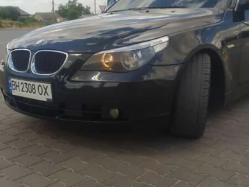 Авто BMW 5 Series 2005 № 7785174