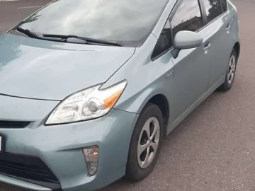 Авто Toyota Prius 2015 № 7785217