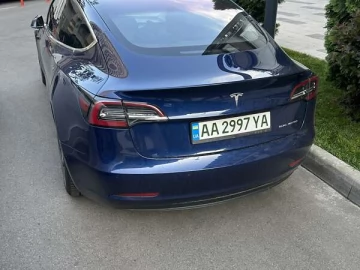 Авто Tesla Model 3 2018 № 7785508