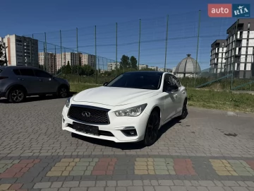Авто Infiniti Q50 2018 № 7785537