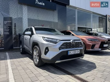 Авто Toyota Rav4 2022 № 7785576