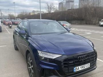 Авто Audi Q8 2019 № 7785591