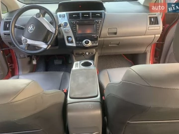 Авто Toyota Prius 2014 № 7785789