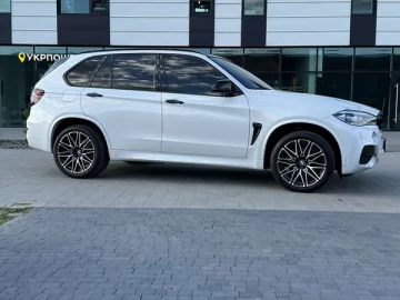 Авто BMW X5 2017 № 7785793