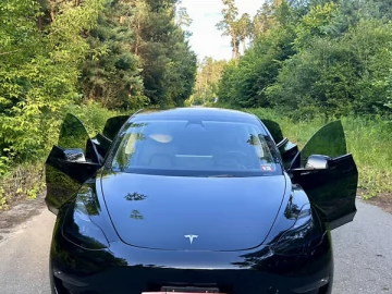 Авто Tesla Model 3 2023 № 7785807