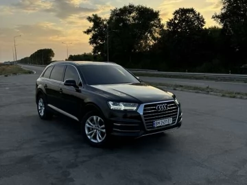 Авто Audi Q7 2019 № 7785847