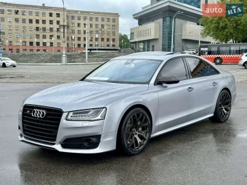 Авто Audi S8 2015 № 7785848