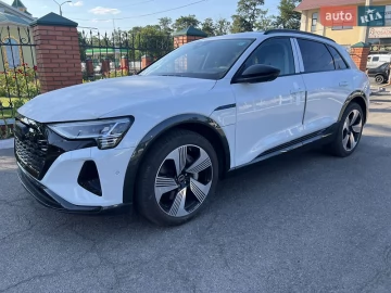 Авто Audi Q8 E-Tron 2023 № 7785958