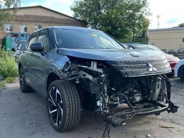 Авто Mitsubishi Outlander 2021 № 7785992