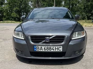 Авто Volvo V50 2009 № 7786019