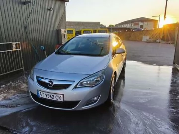 Авто Opel Astra 2012 № 7786081