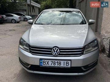Авто Volkswagen Passat 2011 № 7786105