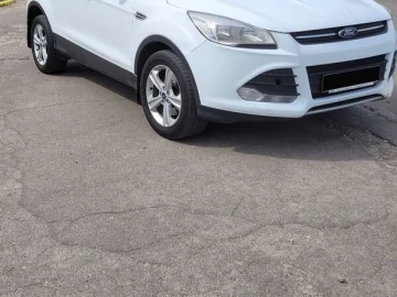 Авто Ford Kuga 2013 № 7786128