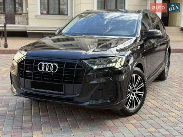 Авто Audi Q7 2022 № 7786176