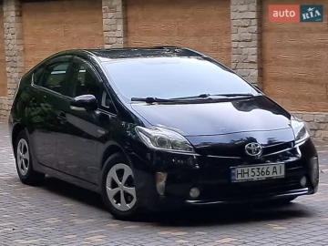 Авто Toyota Prius 2015 № 7786271