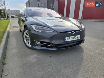 Авто Tesla Model S 2019 № 7786320