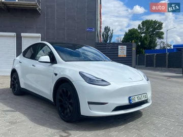 Авто Tesla Model Y 2023 № 7786485