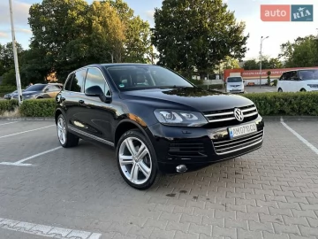 Авто Volkswagen Touareg 2014 № 7786488