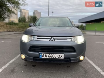 Авто Mitsubishi Outlander 2014 № 7786610