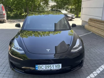 Авто Tesla Model 3 2018 № 7786645