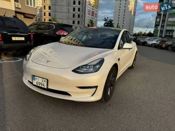Авто Tesla Model 3 2021 № 7786654