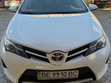 Авто Toyota Auris 2013 № 7786844