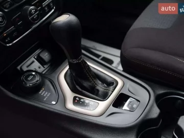 Авто Jeep Cherokee 2016 № 7786879