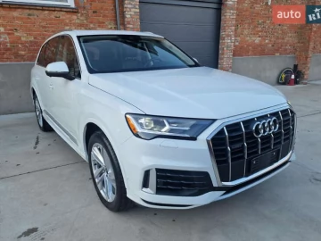 Авто Audi Q7 2021 № 7786965