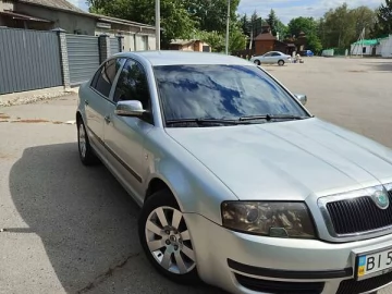 Авто Skoda Superb 2002 № 7787020