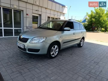 Авто Skoda Fabia 2009 № 7787021