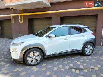 Авто Hyundai Kona Electric 2021 № 7787183