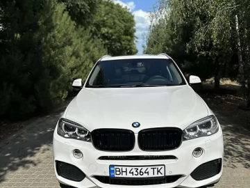 Авто BMW X5 2018 № 7787235