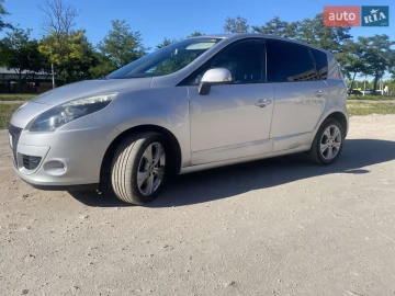 Авто Renault Scenic 2011 № 7787327