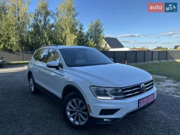 Авто Volkswagen Tiguan 2017 № 7787416
