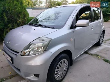 Авто Daihatsu Sirion 2008 № 7787522