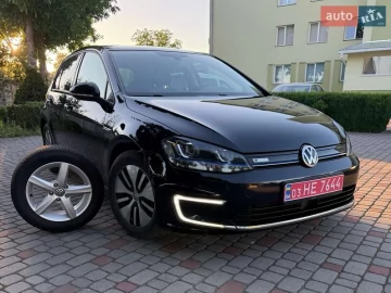 Авто Volkswagen E-Golf 2015 № 7787587