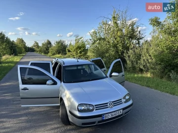 Авто Volkswagen Golf 2000 № 7787701
