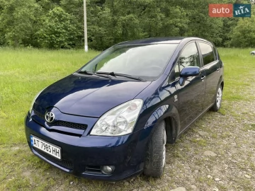 Авто Toyota Corolla Verso 2004 № 7787793