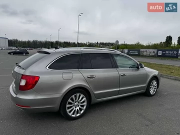 Авто Skoda Superb 2012 № 7787811