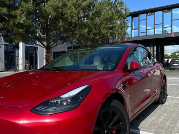 Авто Tesla Model 3 2022 № 7787868
